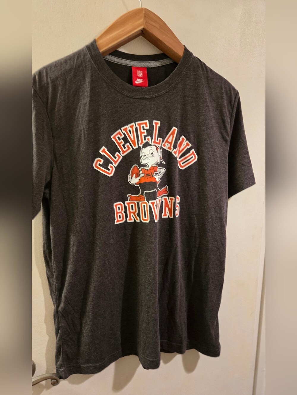 Nike Cleveland Browns T Shirt Mens XL NWT Brownie The Elf Retro Rewind Gray